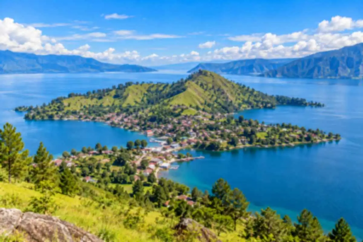 Pulau Samosir, Negeri Indah Kepingan Syurga di Tengah Tasik Toba, Sumatera Utara