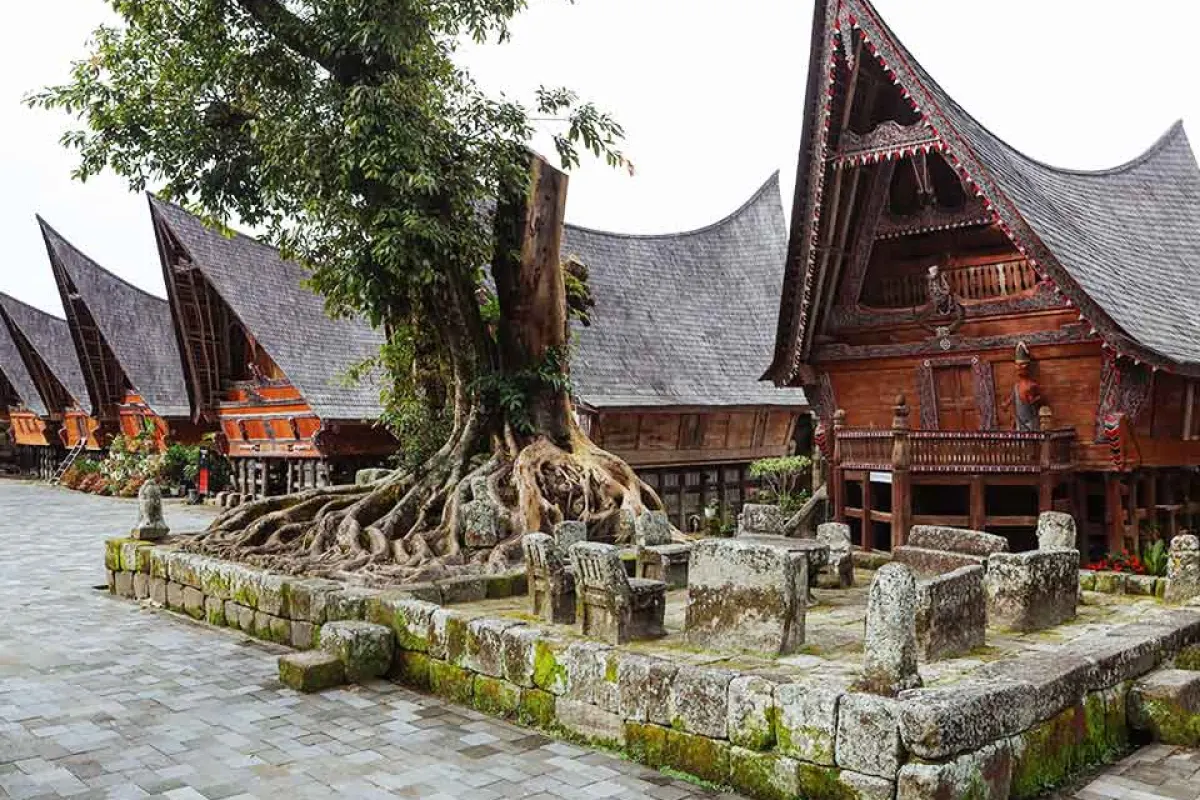 Lawatan Samosir – Berastagi – Medan