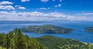 15-tempat-wajib-dilawati-medan-tasik-toba